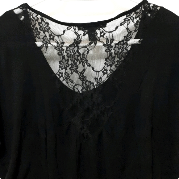 Black Tee - Picture 3 of 5